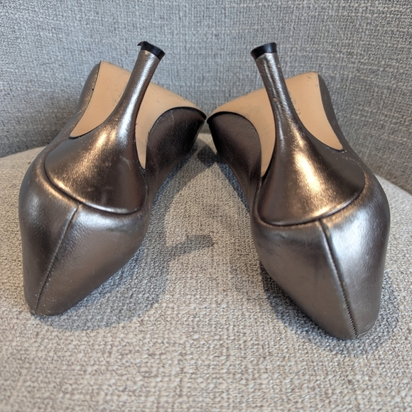 Silver Roberto Capucci Heels with Pointed Toe  Size 10B - Picture 5 of 9